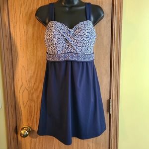 Lands End 2 Piece Tankini Blue and White Floral Size 8